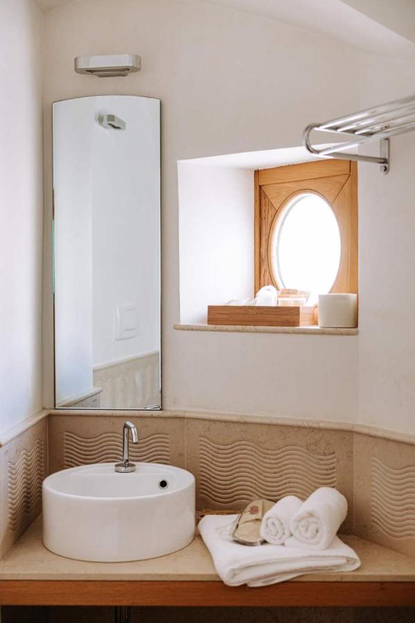 Santa Rosa Relais Hotel Ночи Екстериор снимка