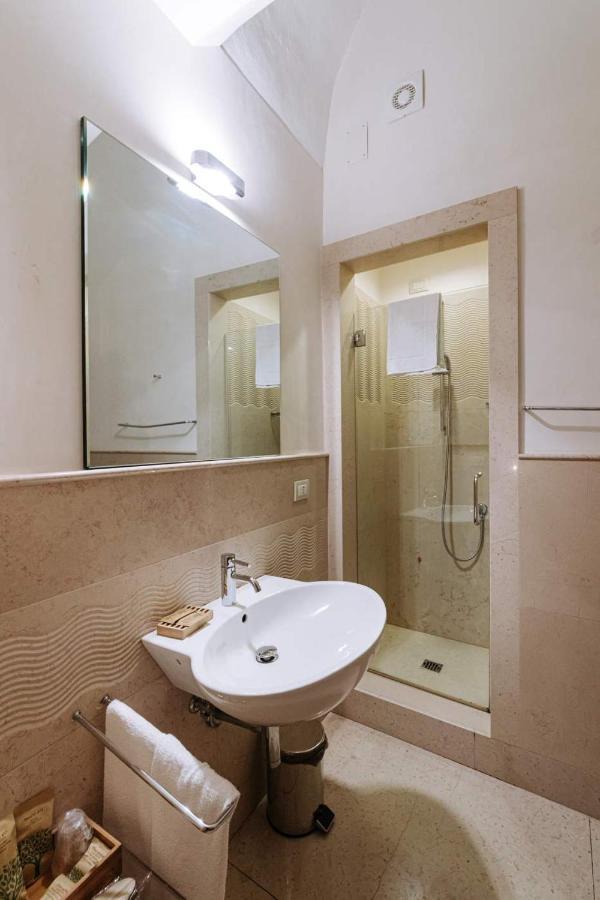 Santa Rosa Relais Hotel Ночи Екстериор снимка