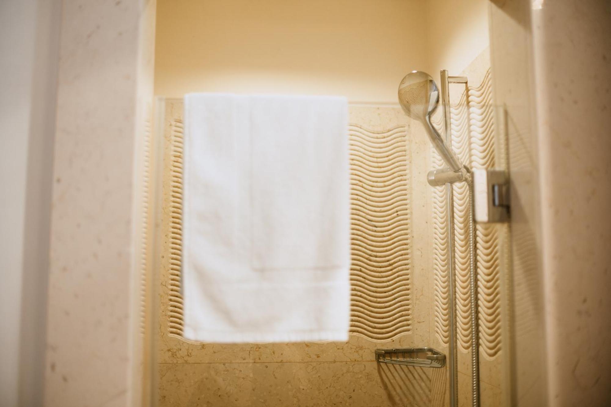 Santa Rosa Relais Hotel Ночи Екстериор снимка